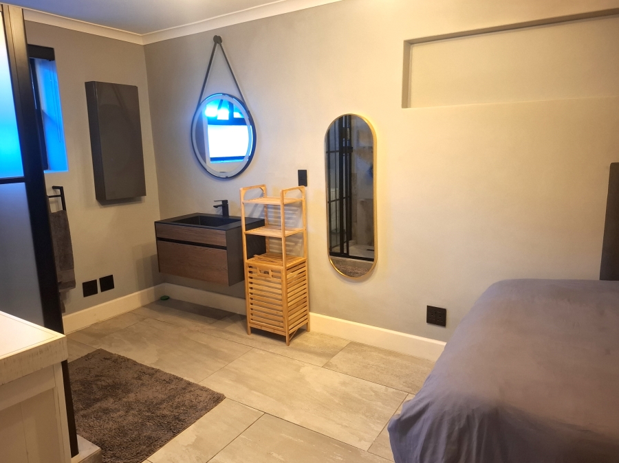 To Let 2 Bedroom Property for Rent in Bloubergstrand Western Cape